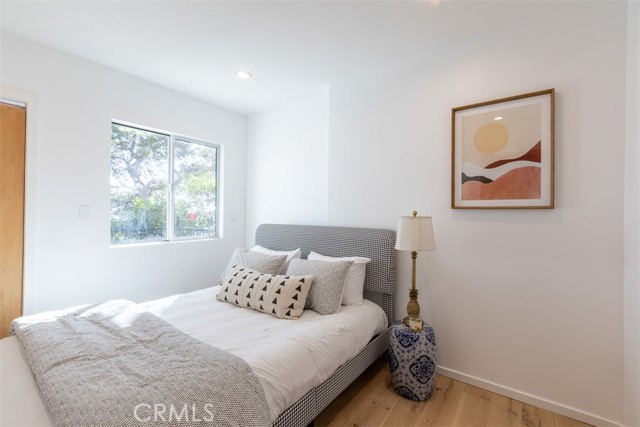 Image 72 of 75 For 854 Avenue 37