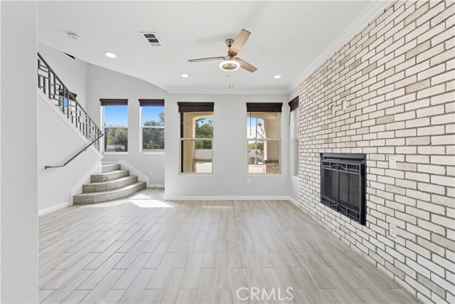 Detail Gallery Image 12 of 34 For 1450 W 11th St, Pomona,  CA 91766 - 4 Beds | 2/1 Baths