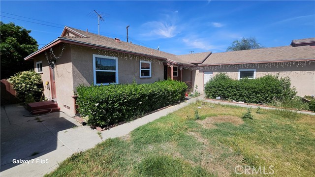 Detail Gallery Image 4 of 7 For 2140 Arroyo Dr, Pomona,  CA 91768 - 3 Beds | 2 Baths