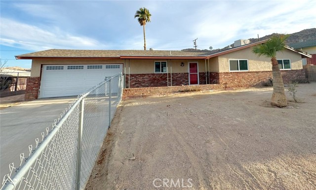 Detail Gallery Image 3 of 22 For 12145 Lakeview Dr, Trona,  CA 93562 - 3 Beds | 2 Baths