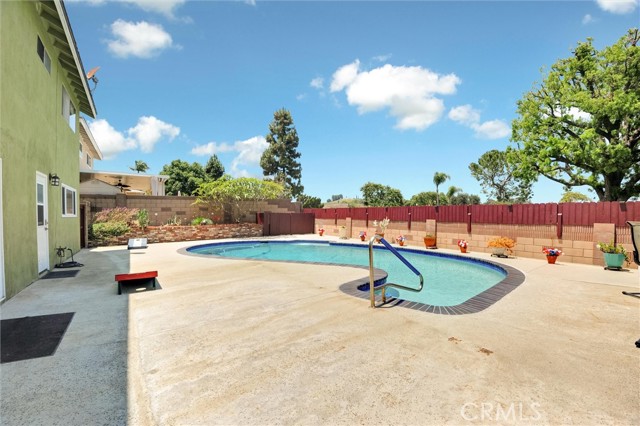 18137 Galatina Street, Rowland Heights CA: https://media.crmls.org/medias/966e73c6-208c-4b8e-9ec8-c3357e9bf39b.jpg