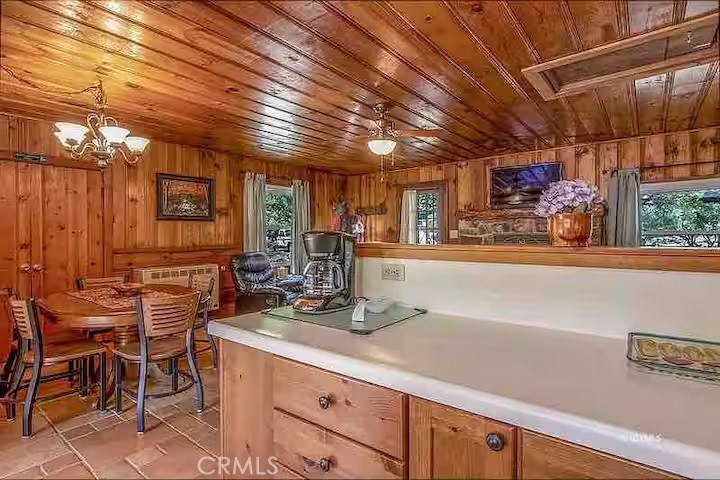 https://media.crmls.org/medias/966e8805-95aa-401a-9047-447467beae98.jpg?preset=X-Large