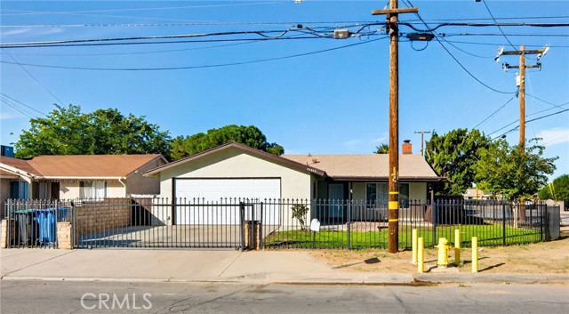 Detail Gallery Image 3 of 49 For 42359 52nd, Lancaster,  CA 93536 - 3 Beds | 2 Baths