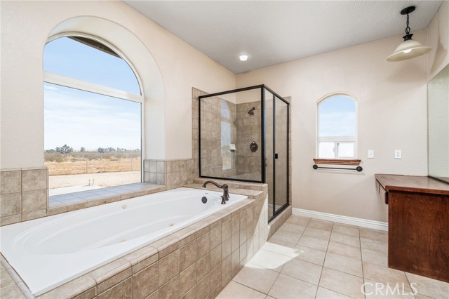 Detail Gallery Image 29 of 62 For 13325 Smith Rd, Phelan,  CA 92371 - 4 Beds | 2/1 Baths