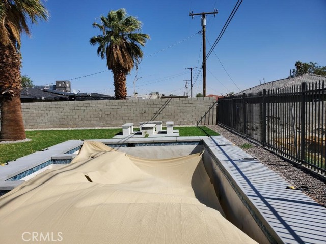 Detail Gallery Image 18 of 20 For 325 W Avenida Cerca, Palm Springs,  CA 92262 - 3 Beds | 2 Baths