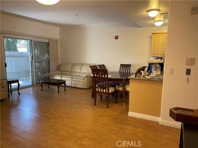 Detail Gallery Image 6 of 10 For 121 N Mcpherrin Ave #103,  Monterey Park,  CA 91754 - 2 Beds | 2 Baths