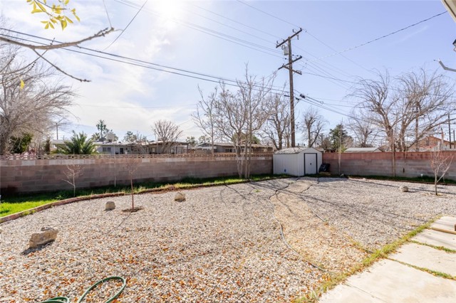 Detail Gallery Image 16 of 22 For 1432 W Avenue H15, Lancaster,  CA 93534 - 3 Beds | 1 Baths