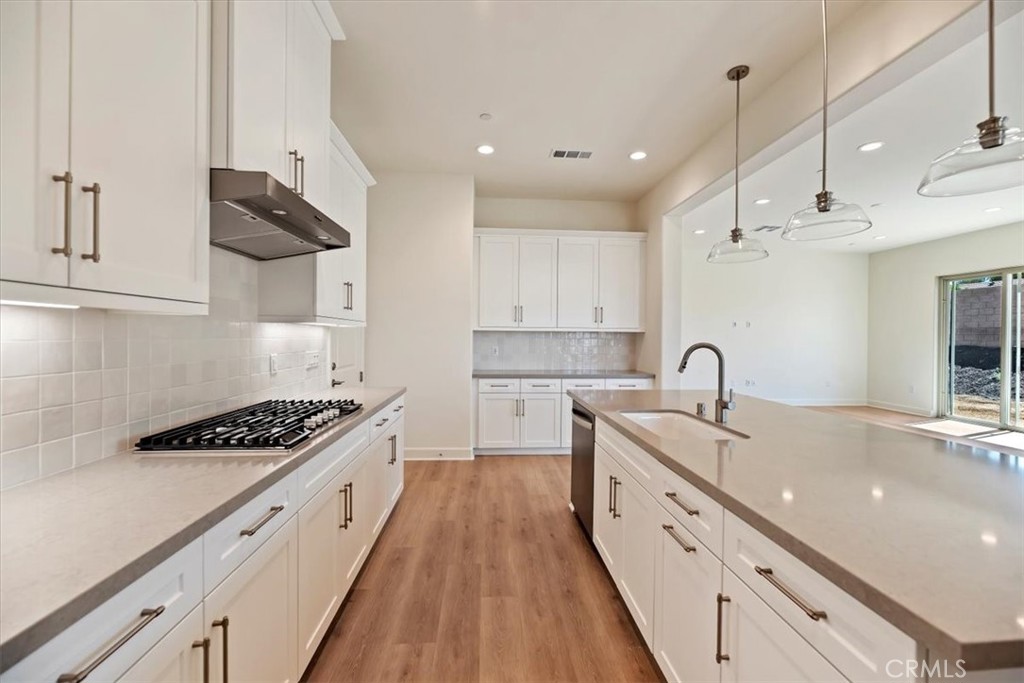 MLS #OC25093156 image #6