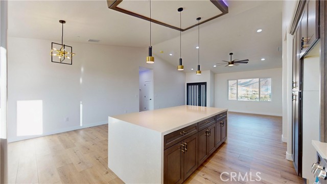 Detail Gallery Image 5 of 23 For 22331 Pacific St, Apple Valley,  CA 92308 - 4 Beds | 3 Baths