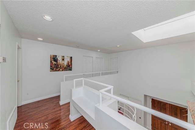 Detail Gallery Image 17 of 35 For 2032 W 231st St, Torrance,  CA 90501 - 4 Beds | 3 Baths