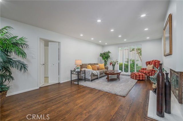 3131 E Cortez Street, West Covina CA: https://media.crmls.org/medias/967278f1-05bc-4e77-a181-3a330d5cdd4f.jpg