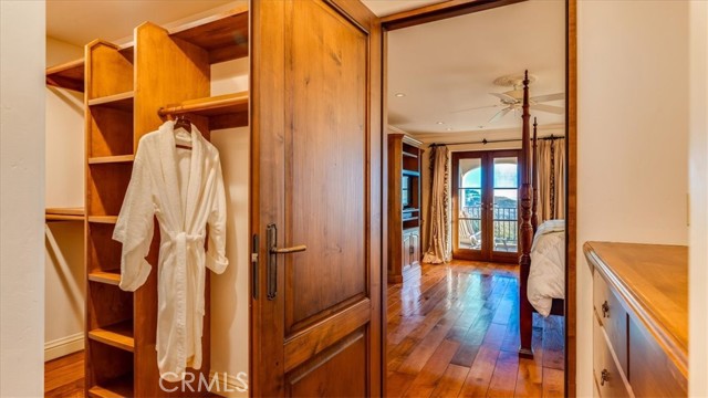 Image 43 of 74 For 5710 Moonstone Beach