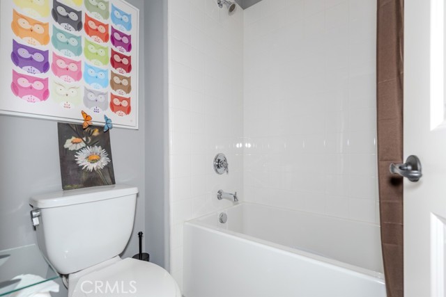 Image 48 of 75 For 30 Vivido St