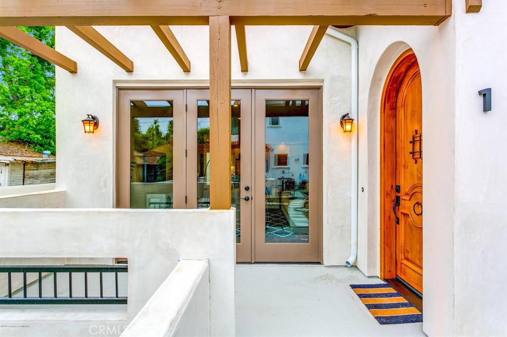 95 N Sierra Bonita Avenue #1