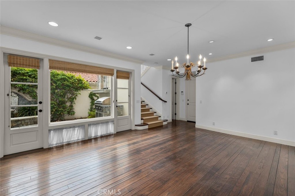 967443c5 Cb96 4451 Be31 7e41f0e2938b