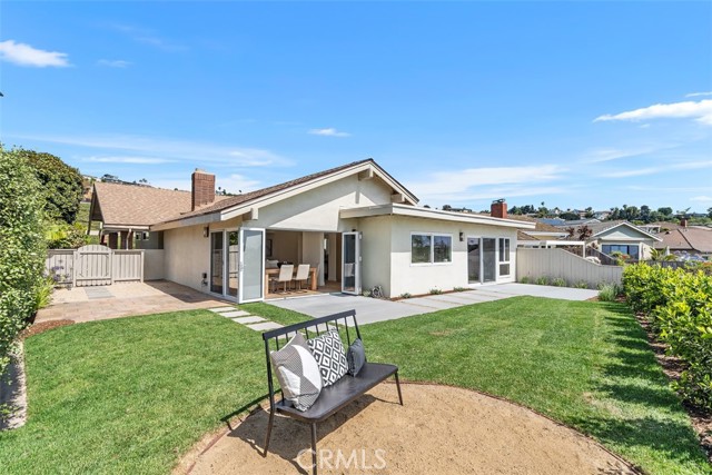 317 Calle Familia, San Clemente CA: https://media.crmls.org/medias/96749f5a-d68c-4ec8-9f06-3636a477c687.jpg