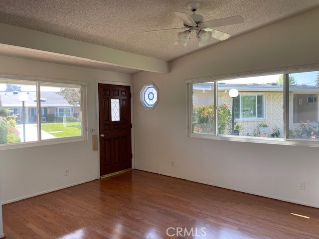 Detail Gallery Image 2 of 24 For 1241 Knollwood #46-F,  Seal Beach,  CA 90740 - 2 Beds | 1 Baths