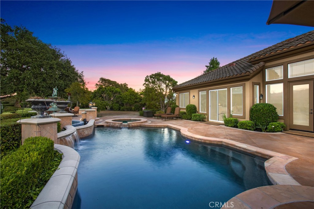 MLS #OC25163046 image #42