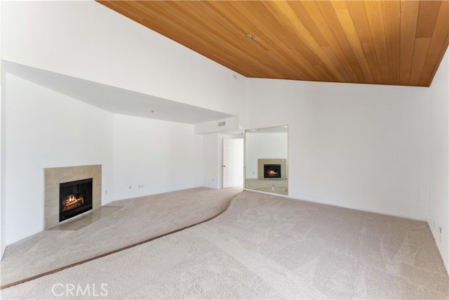 Detail Gallery Image 19 of 46 For 1230 E Ocean, Long Beach,  CA 90802 - 3 Beds | 3 Baths