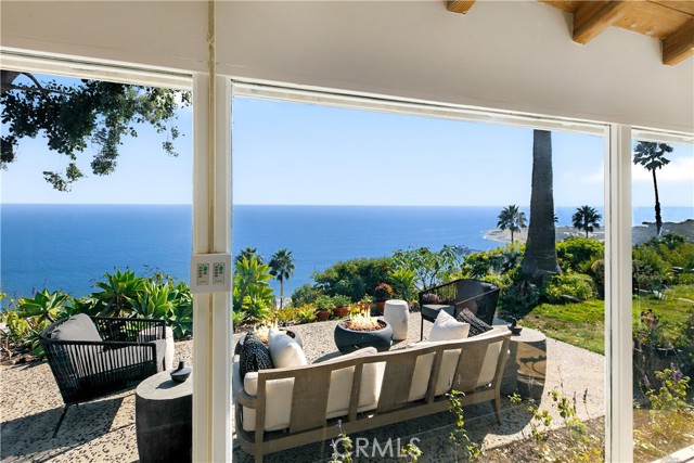 Detail Gallery Image 20 of 45 For 3662 Sweetwater Canyon Dr, Malibu,  CA 90265 - 3 Beds | 2 Baths