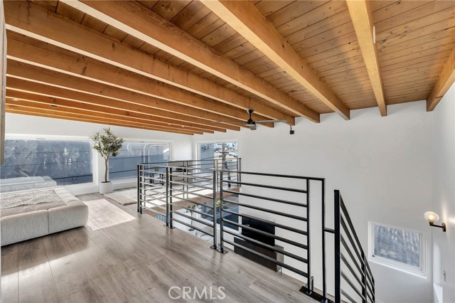 Detail Gallery Image 11 of 37 For 24 20th Ave, Venice,  CA 90291 - – Beds | – Baths