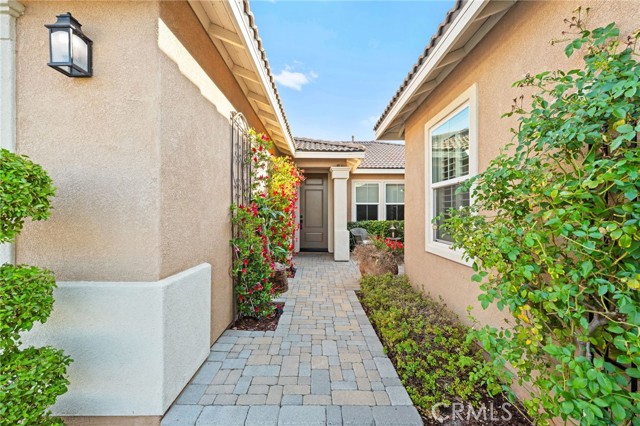 Detail Gallery Image 4 of 69 For 35543 Laurel Tree Ct, Winchester,  CA 92596 - 3 Beds | 2/1 Baths