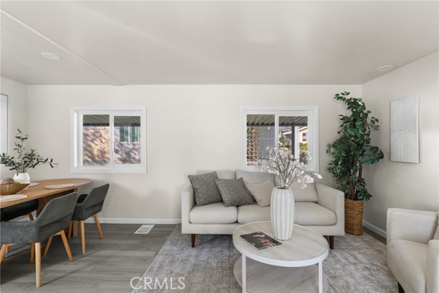 Detail Gallery Image 5 of 28 For 140 via San Carlos, Paso Robles,  CA 93446 - 2 Beds | 2 Baths