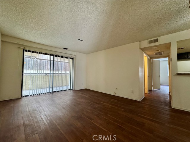 Detail Gallery Image 2 of 16 For 987 E Del Mar Bld #7,  Pasadena,  CA 91106 - 2 Beds | 2 Baths