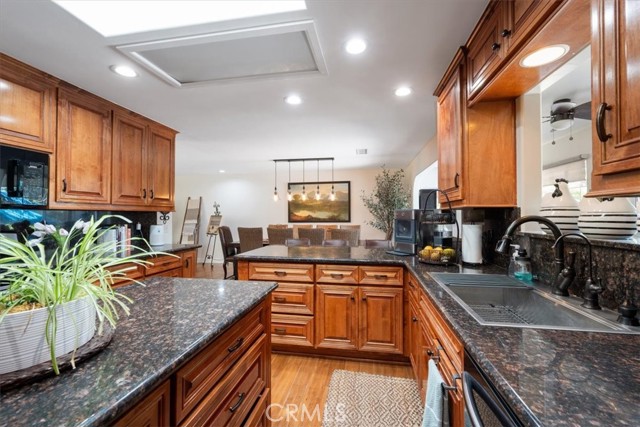 Detail Gallery Image 18 of 56 For 1040 Par Ave, Paso Robles,  CA 93446 - 3 Beds | 2/1 Baths