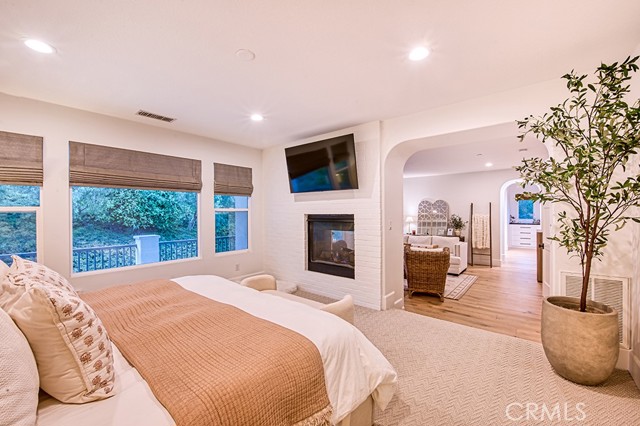 Detail Gallery Image 24 of 47 For 10 Taylynn Ct, Coto de Caza,  CA 92679 - 5 Beds | 4/2 Baths