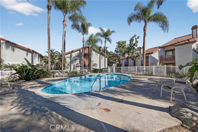 Detail Gallery Image 35 of 40 For 304 Molokai, Placentia,  CA 92870 - 2 Beds | 2/1 Baths