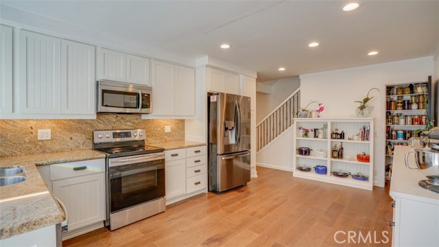 Detail Gallery Image 15 of 53 For 14412 Pinewood Rd, Tustin,  CA 92780 - 3 Beds | 2 Baths