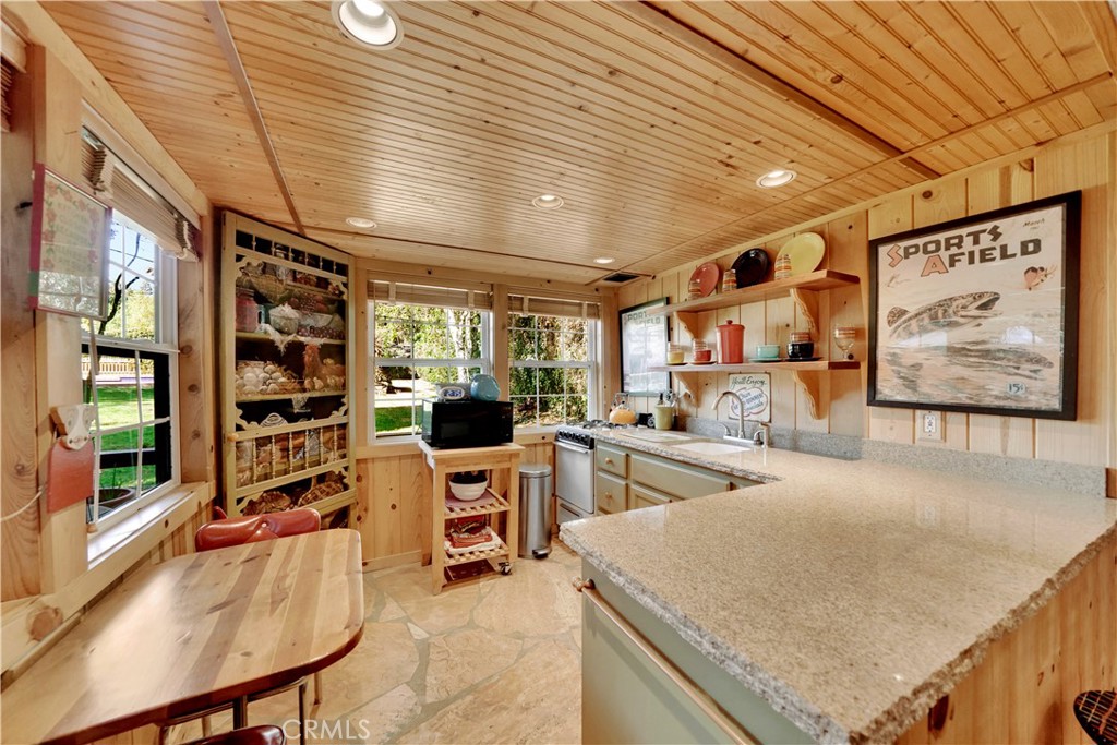 Guest house kitchen