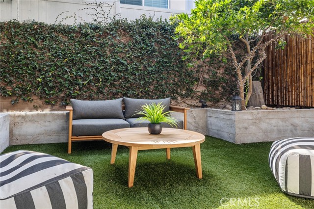 1141 Stanford Avenue, Redondo Beach, California 90278, 3 Bedrooms Bedrooms, ,2 BathroomsBathrooms,Residential,For Sale,Stanford,SR25196617