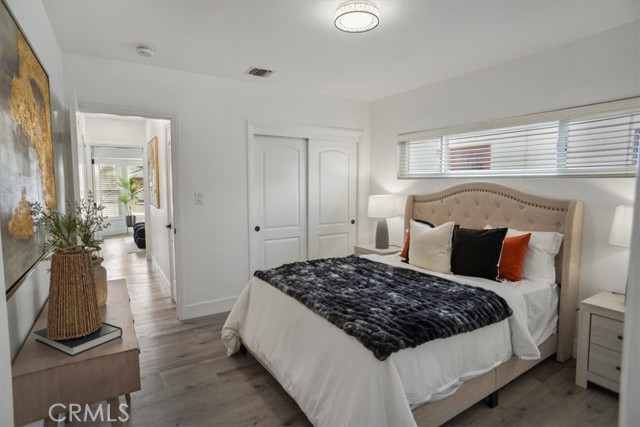 Detail Gallery Image 9 of 28 For 710 N Buena Vista St, Burbank,  CA 91505 - 3 Beds | 2 Baths