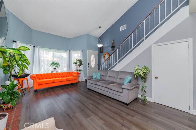 Image 3 of 42 For 13433 Nutmeg