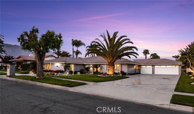 1738 N Ukiah Way, Upland CA: https://media.crmls.org/medias/967894b9-cba0-4e4c-85ba-d08cd4433edd.jpg