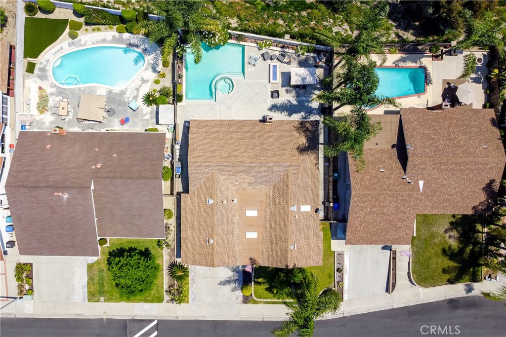 MLS #OC25175888 image #36