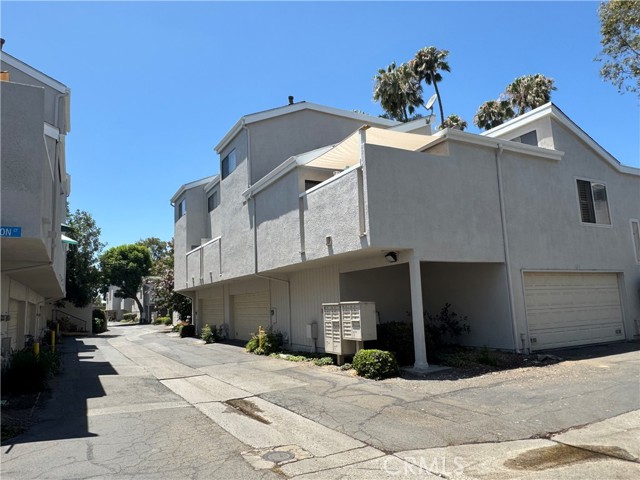 Detail Gallery Image 16 of 19 For 1525 Welldow Ln, Fullerton,  CA 92831 - 3 Beds | 2/1 Baths