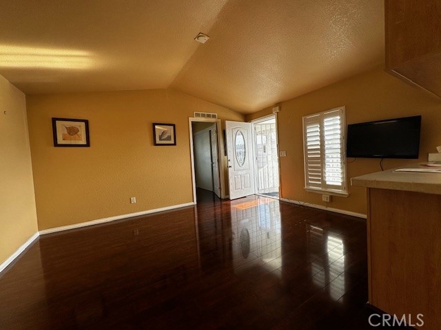 Detail Gallery Image 9 of 25 For 17700 S Western Ave #133,  Gardena,  CA 90248 - 2 Beds | 1 Baths