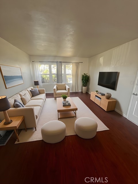 3311 W 78th