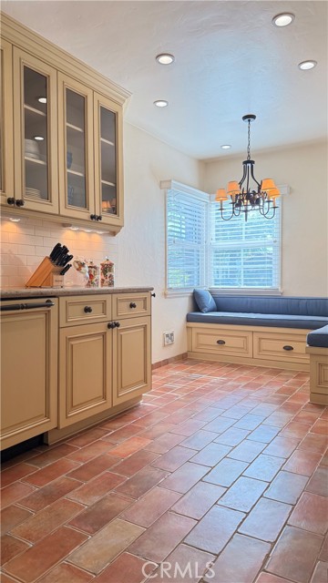 Detail Gallery Image 8 of 28 For 420 N Campbell Ave, Alhambra,  CA 91801 - 3 Beds | 1/1 Baths