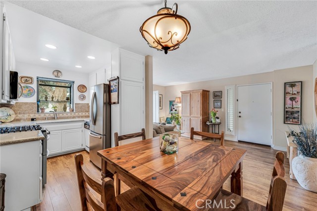 Detail Gallery Image 12 of 32 For 28010 Tiffany Ln #309,  Canyon Country,  CA 91387 - 2 Beds | 2 Baths