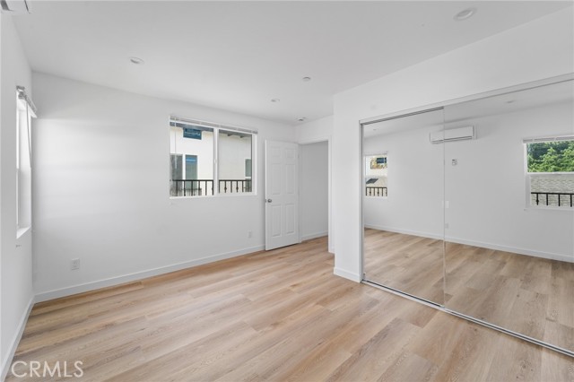 18656 Runnymede Street, Reseda CA: https://media.crmls.org/medias/967e448e-8dc4-4c7c-9249-999ad5a700b2.jpg