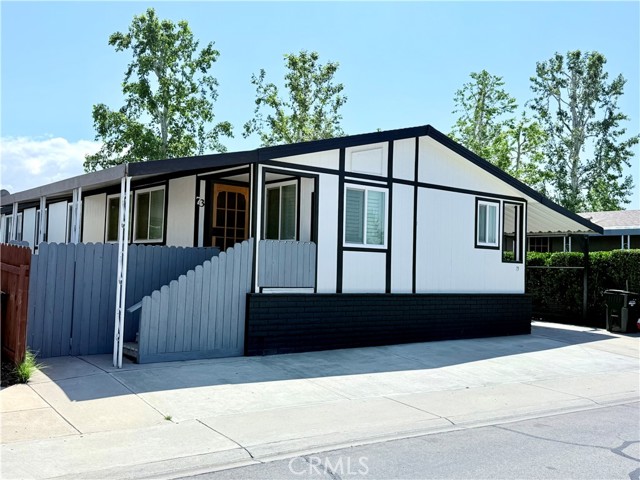 Detail Gallery Image 3 of 39 For 1721 E Colton Ave #73,  Redlands,  CA 92374 - 3 Beds | 2 Baths