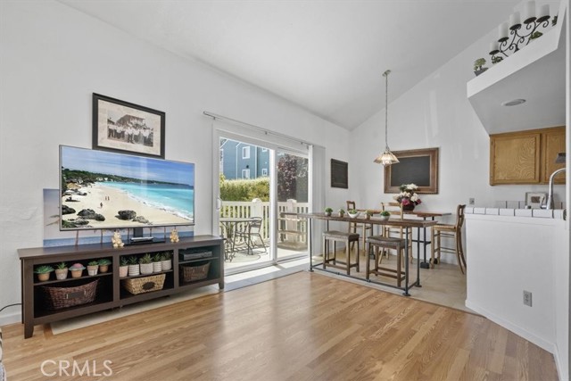 Detail Gallery Image 4 of 24 For 130 Cypress Ave, Cayucos,  CA 93430 - 2 Beds | 2 Baths