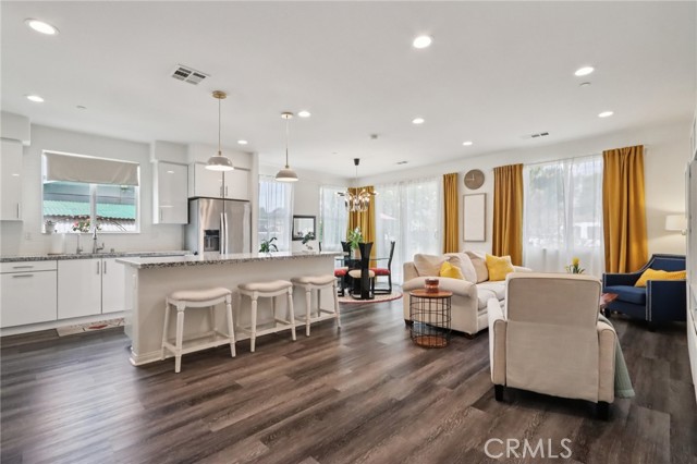 Front Image Thumbnail for CROC26068809