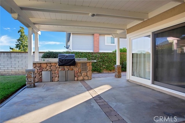 2963 Falconberg Drive, La Verne CA: https://media.crmls.org/medias/96805aa9-e177-42e3-9449-a713812d2ee5.jpg