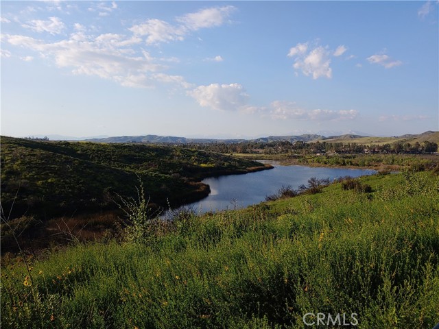 5927 E Creekside Avenue, Orange CA: https://media.crmls.org/medias/9680812a-a389-4791-904a-9a21e3c425c7.jpg