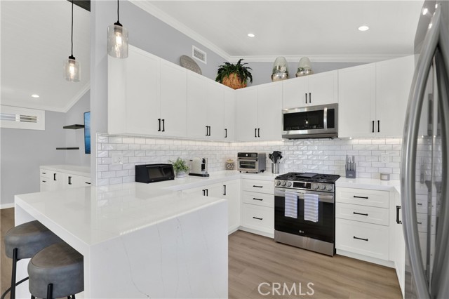 Detail Gallery Image 7 of 26 For 211 Chandon, Laguna Niguel,  CA 92677 - 2 Beds | 1/1 Baths